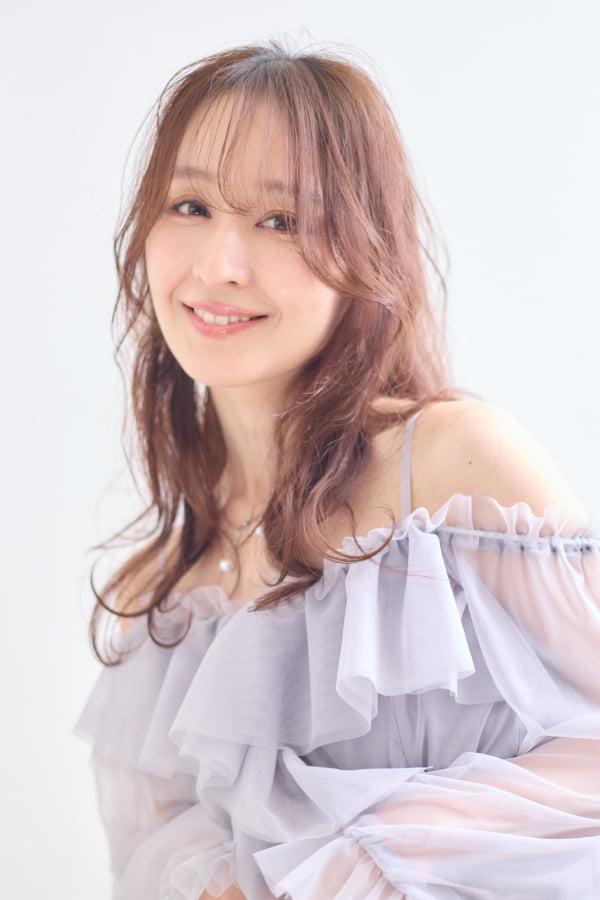 抜け感レイヤー×シースルーバング