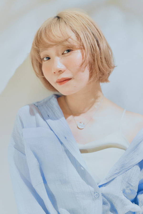 ミルクティーベージュ×丸みボブ